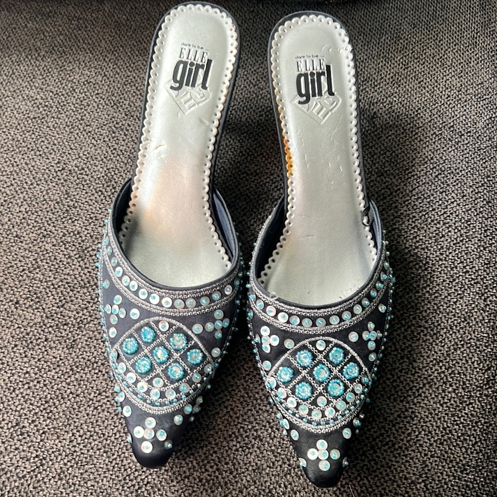 Shoes size 8.5 & 9.